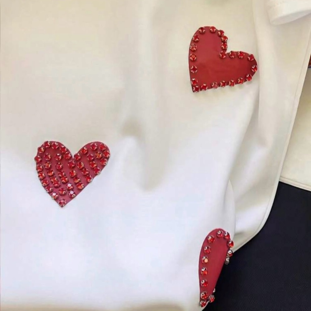 Rhinestone Embellished Red Heart T-shirt | Short Sleeve | XL | NWT - Picture 3 of 9